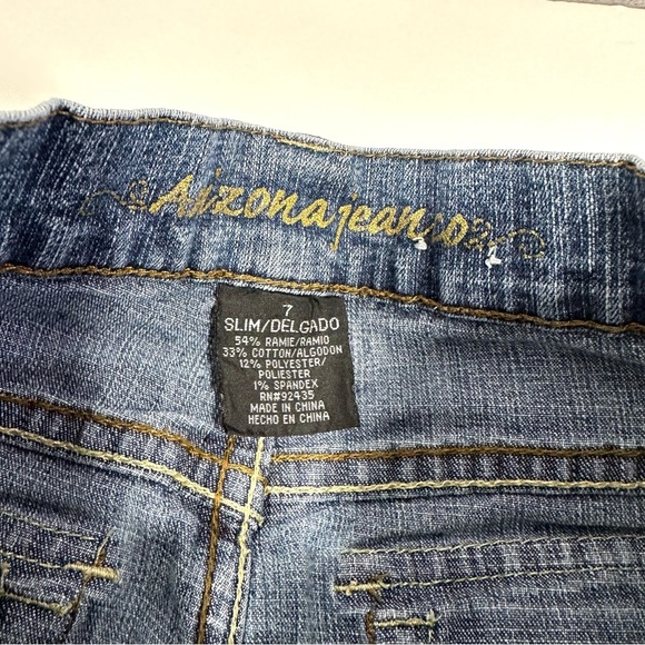 Set of 2 - Old Navy & Arizona Jean Co Girls Size 7 Blue Denim Capri Jeans - Picture 12 of 16